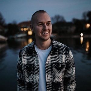 Meet your Posher, Dax